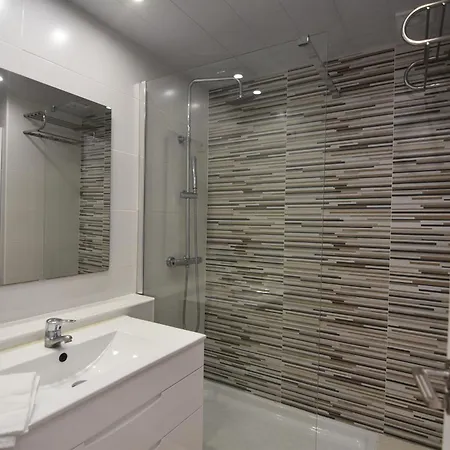 Apartment Rnet - 600 Tramuntana - 10-30 Roses